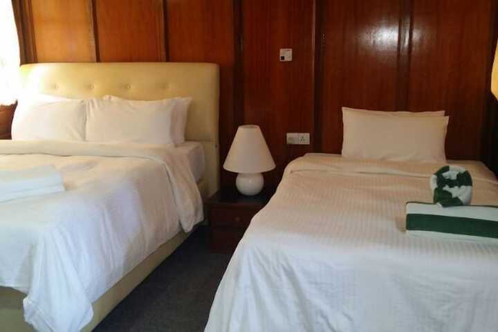 Room 6 of 29