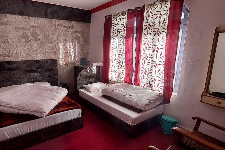 Room 3 of 14