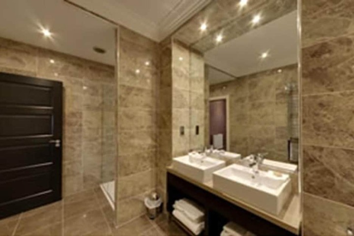 Clean Restrooms
