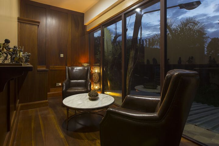Hotel Interior 8 of 93