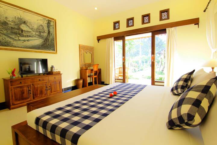 Room 3 of 25