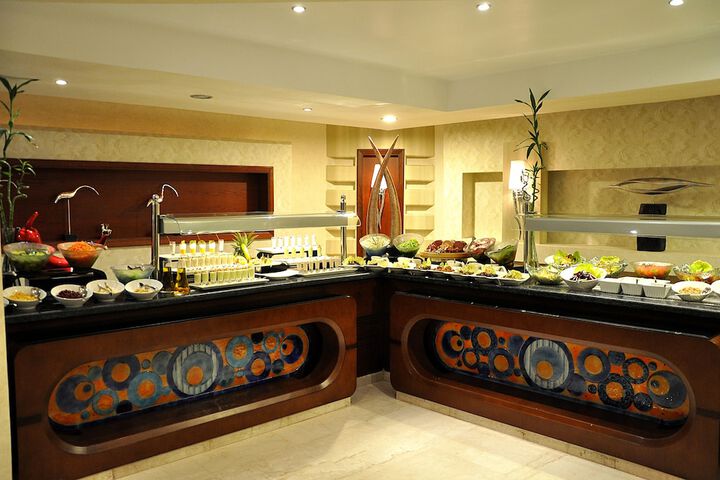 Dining 103 of 120