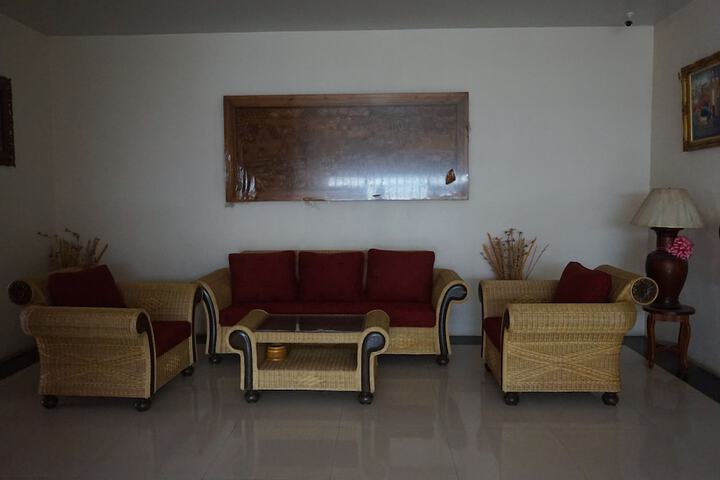 Hotel Interior 3 of 32