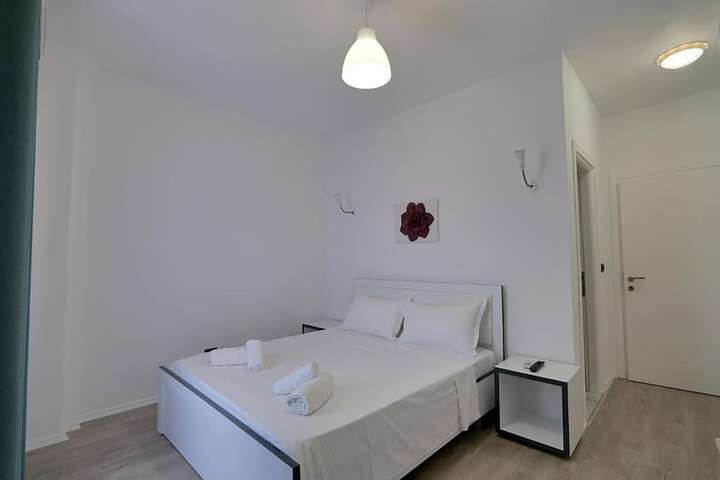 Room 4 of 57