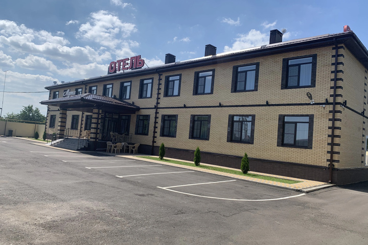 Hotel 2 of 40