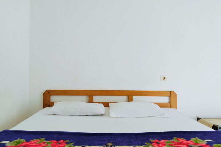 Room 13 of 39