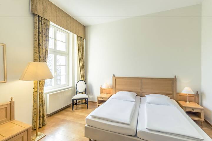 Room 15 of 46
