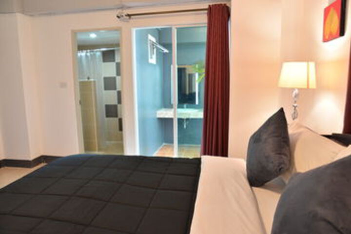Room 20 of 35