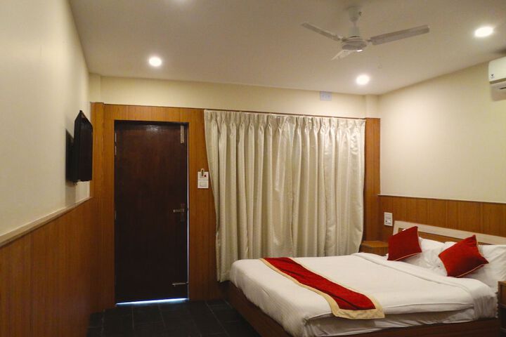 Room 6 of 48