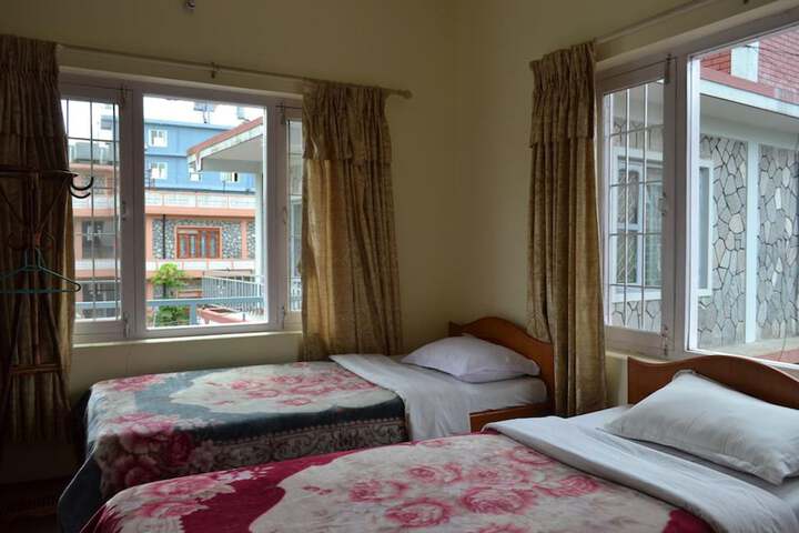 Room 7 of 35