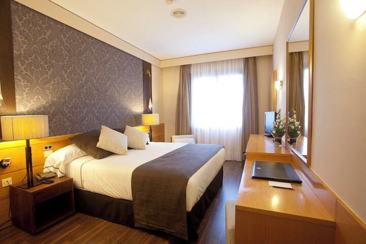 Room 10 of 79
