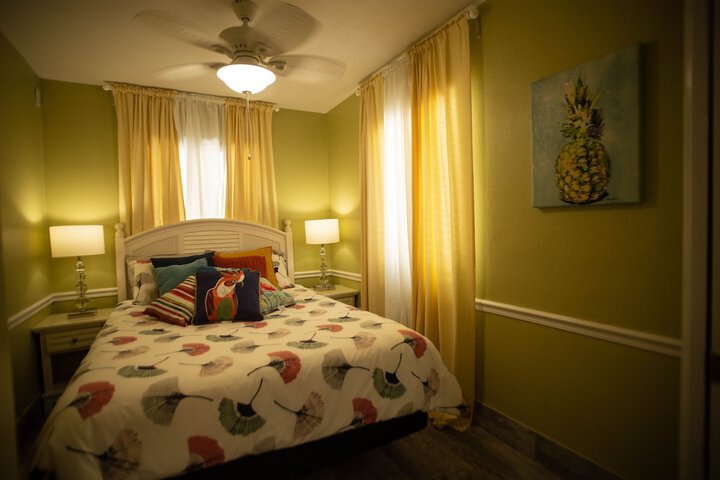 Room 10 of 44