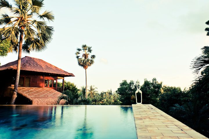 Pool 18 of 44