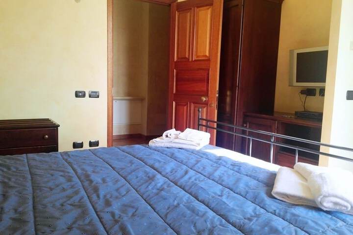 Room 13 of 95