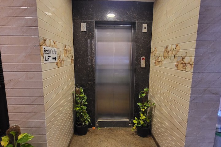 Hotel 5 of 90