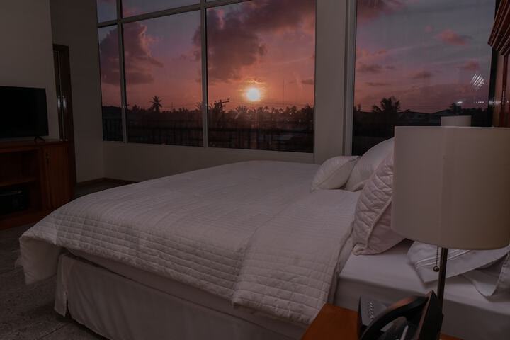 Room 4 of 27
