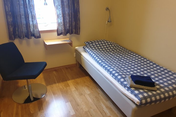 Room 10 of 29