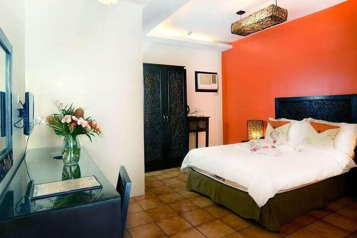 Room 15 of 49