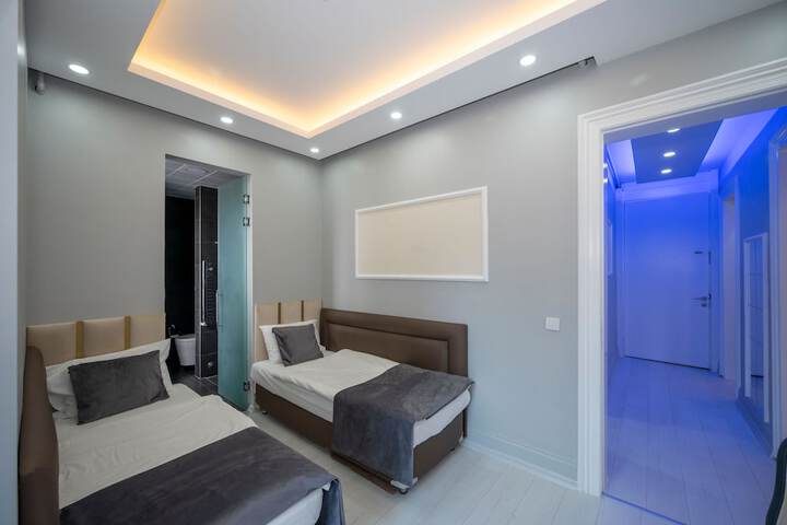Room 20 of 62