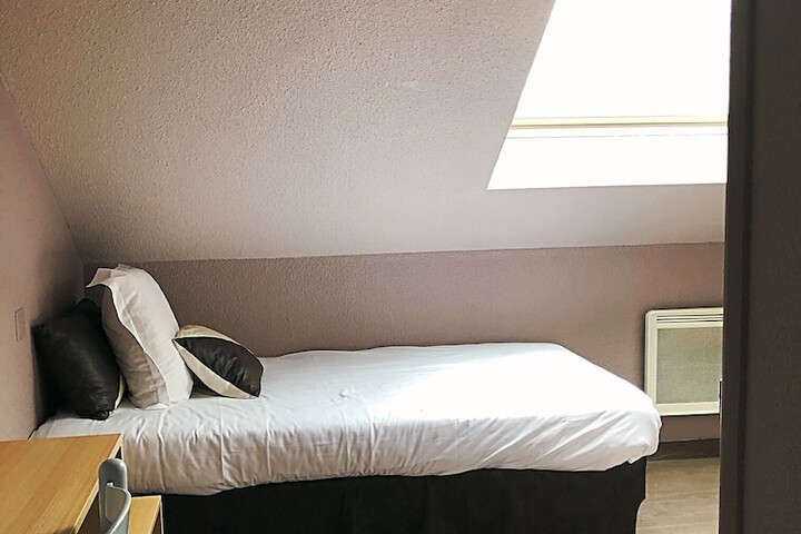 Room 11 of 71