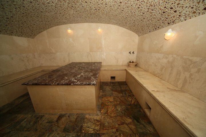 Room 41 of 75