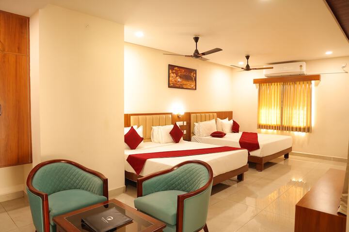 Room 32 of 52