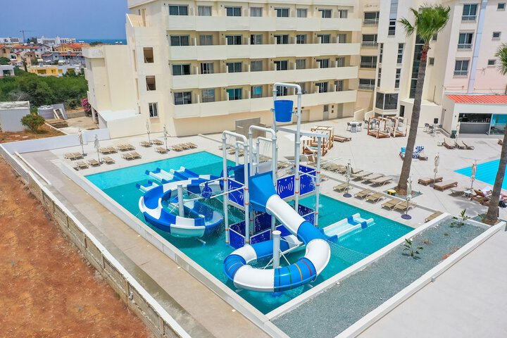 Pool 47 of 90