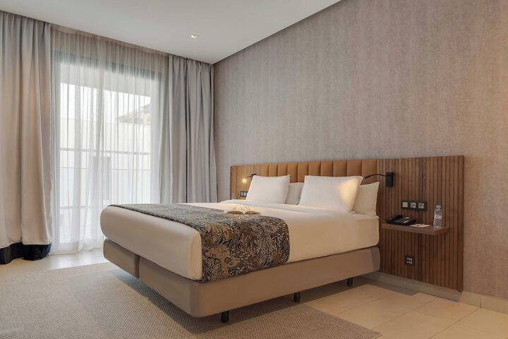 Room 15 of 39