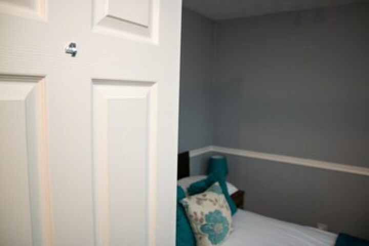 Room 33 of 57