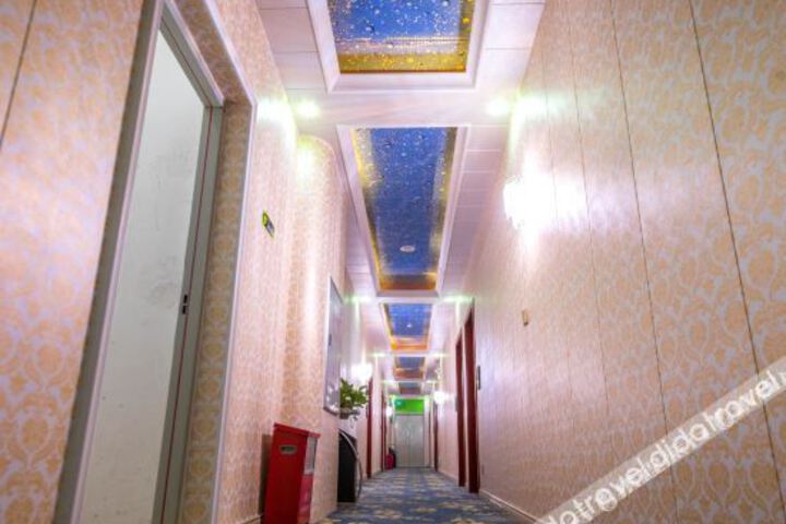 Hotel Interior 11 of 29