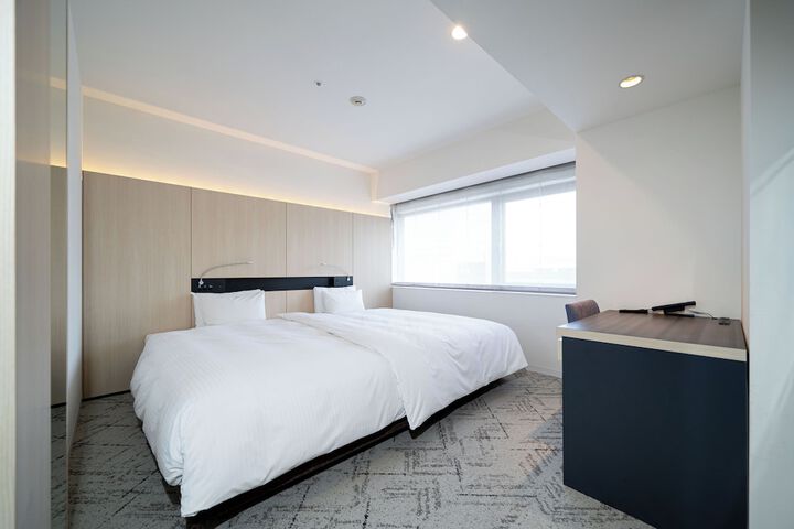 Room 18 of 53