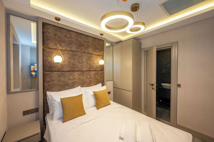 Room 19 of 42