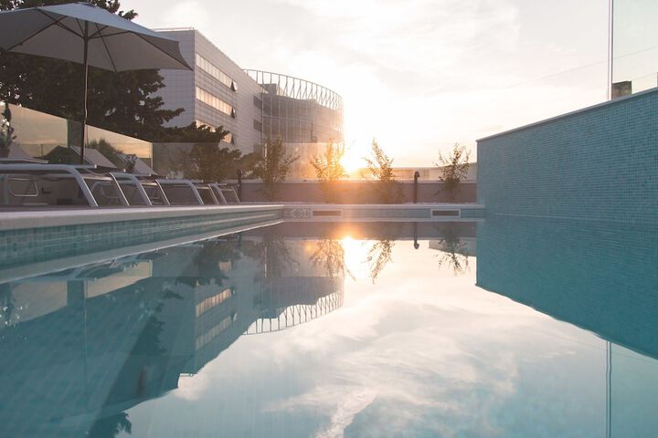 Pool 93 of 114