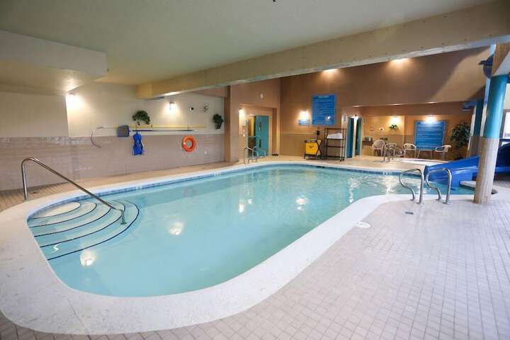 Pool 80 of 110
