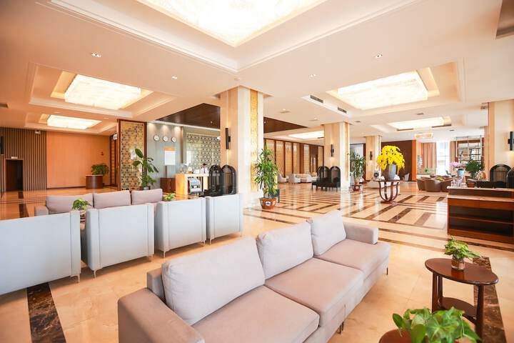 Hotel Interior 6 of 65