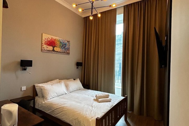 Room 7 of 26
