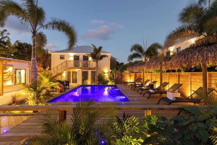 Hotel 158 of 164