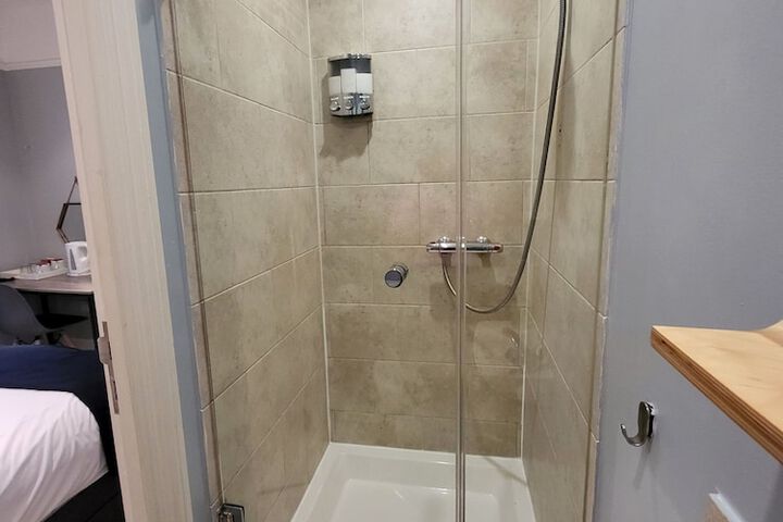 Room 113 of 117