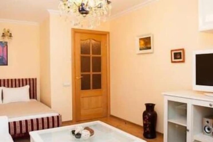 Room 3 of 16