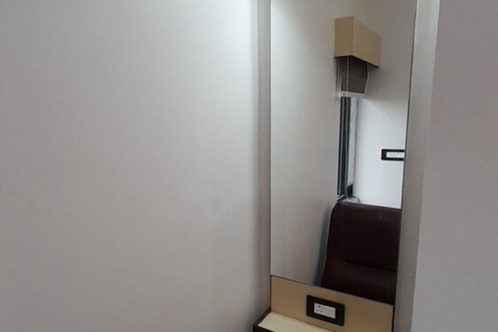 Room 40 of 69