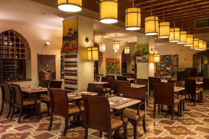 Dining Photos