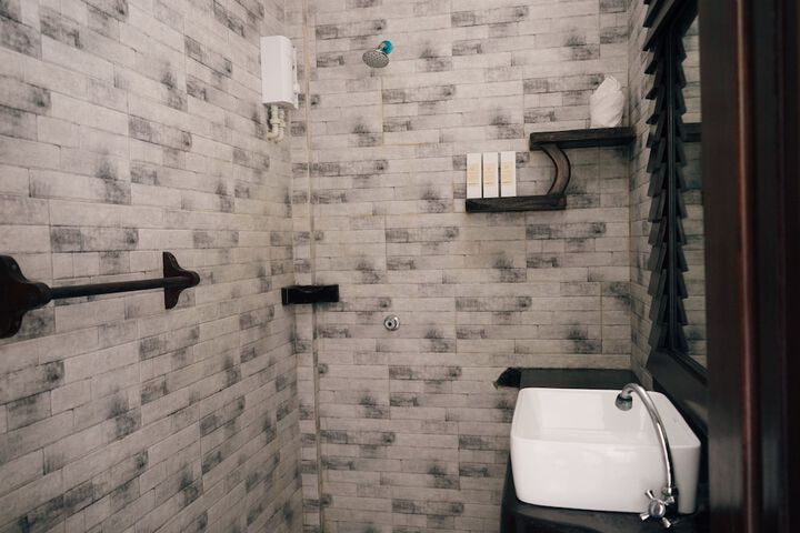 Room 66 of 92
