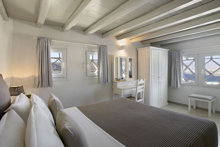 Room 4 of 75