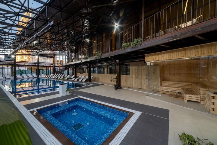 Pool 90 of 116