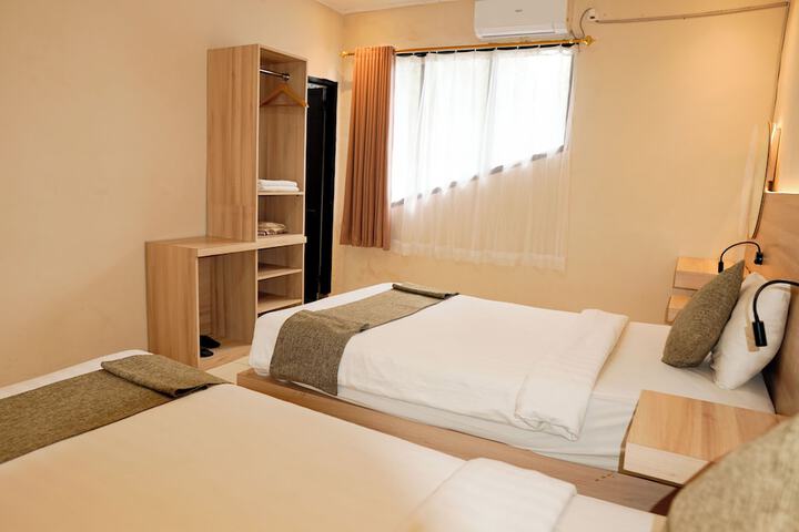 Room 29 of 83
