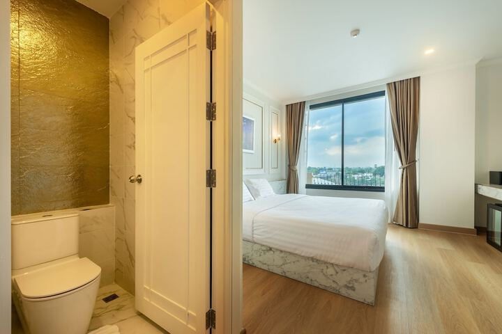 Room 45 of 68