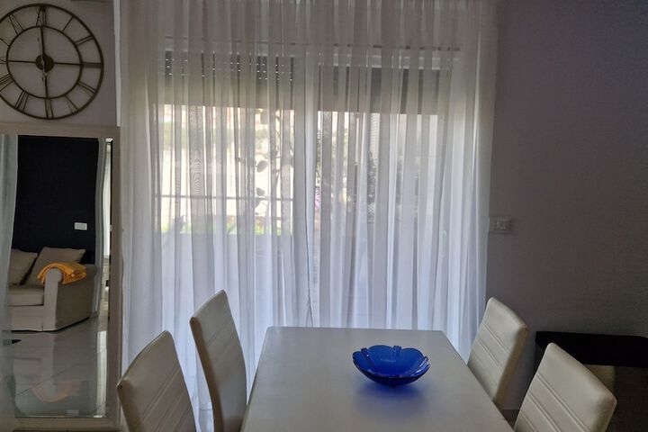 Room 29 of 104