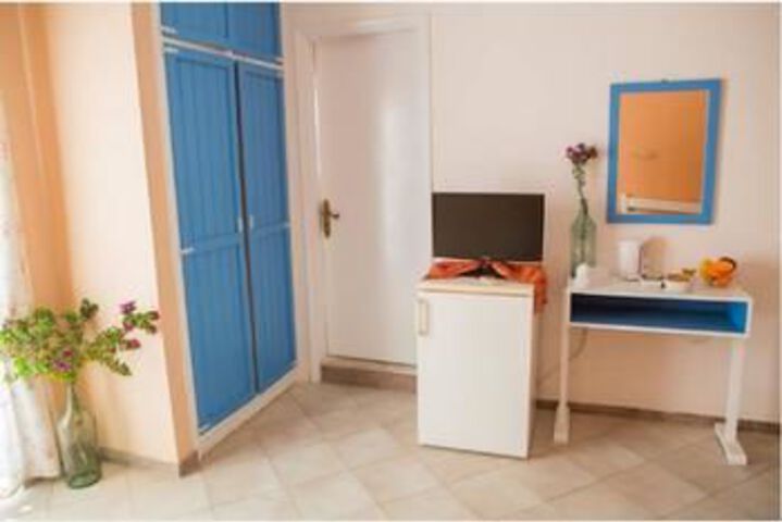Room 42 of 64