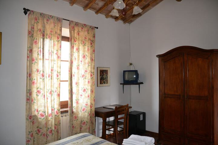 Room 13 of 41