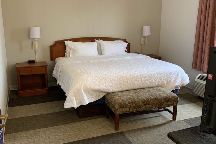 1 King Bed (45 of 46)
